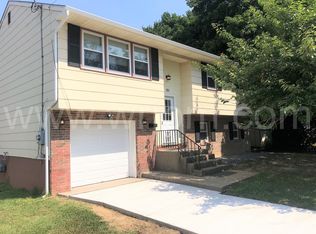 151 E Lois Dr, Williamstown, NJ 08094