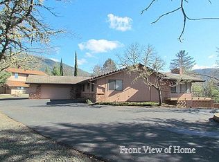 351 Shetland Dr, Grants Pass, OR 97526