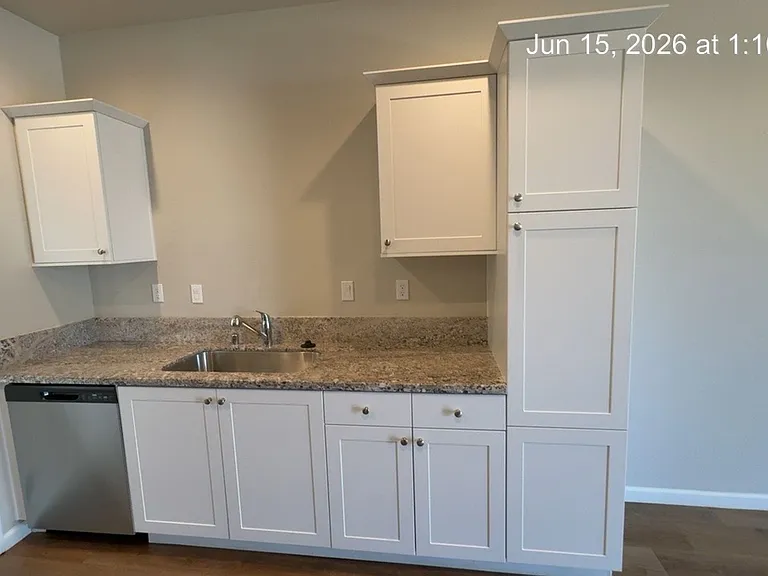 505 S Summit St #101-104 — Photo 7
