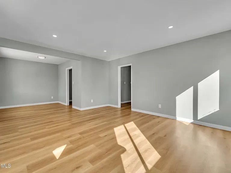 38318 17th St E — Photo 12