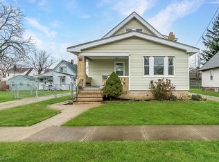 18623 Chickasaw Ave, Cleveland, OH 44119