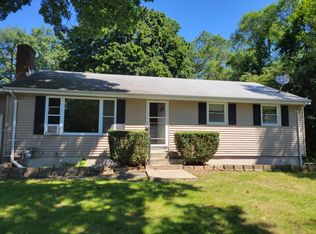 41 Florida Dr, Oakdale, CT 06370