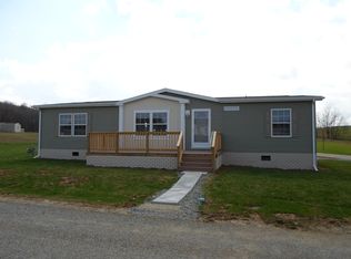 235 Indigo Ln, Somerset, PA