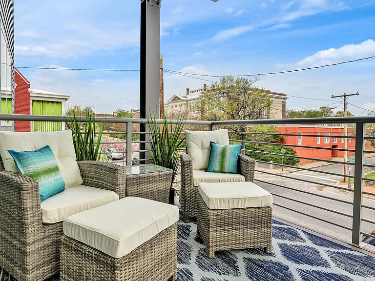 1312 Bainbridge St #202 — Photo 9