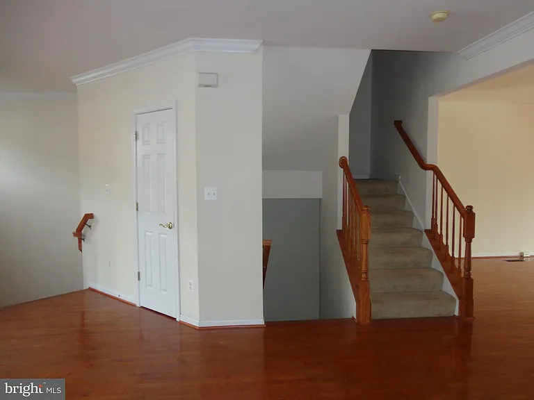 24656 Kings Canyon Sq — Photo 5