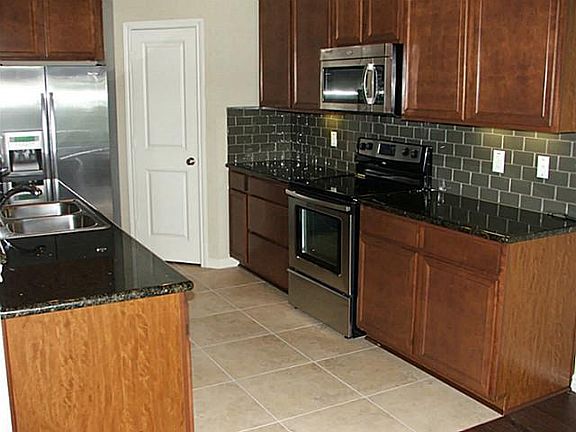 4th image of 3749 Redwood Creek Ln