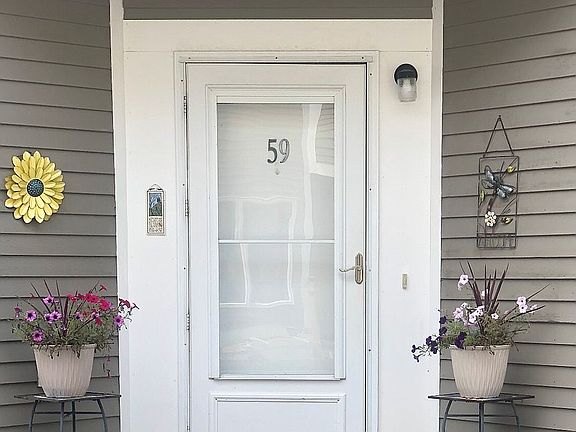 3rd image of 59 Harbour Close