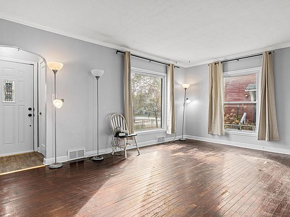 2nd image of 1267 Galtier St