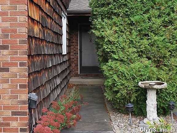 3rd image of 4808 Cavalry Green Dr
