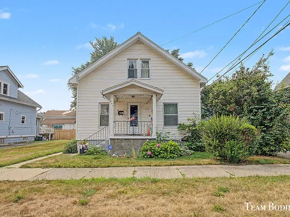 440 Webster St NW, Grand Rapids, MI 49504