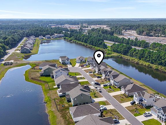 3rd image of 588 Pier Ct.