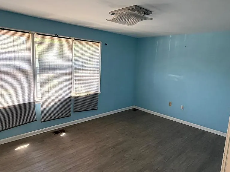 14818 Belle Ami Dr #10 — Photo 19