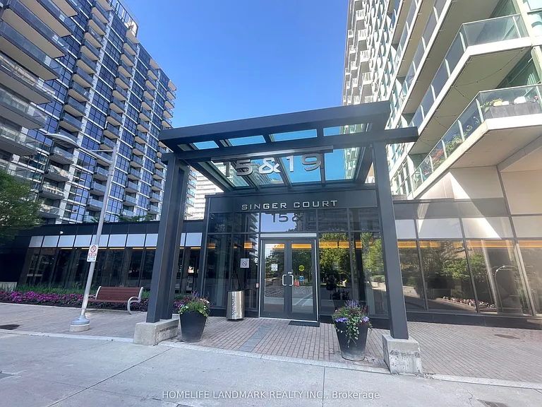 19 Singer Ct #Penthouse 11 — Photo 1