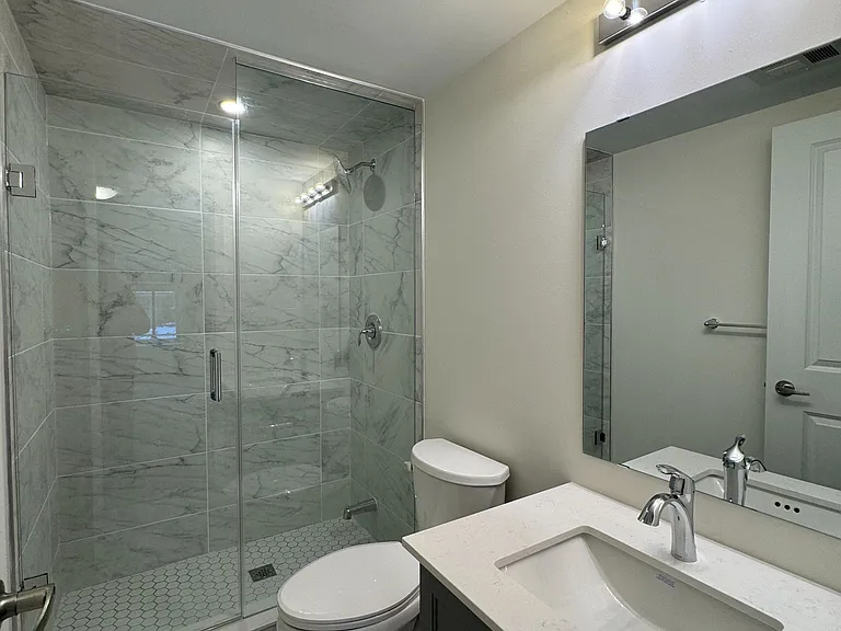 58 Elizabeth St S #2108 — Photo 16