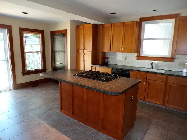 234 Olentangy Street (43202) — Photo 4