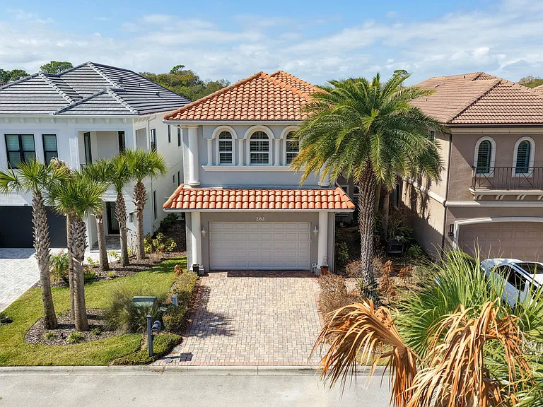 262 Yacht Harbor Dr — Photo 56