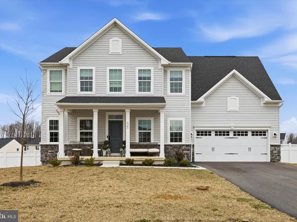 534 Sativa Dr, Honey Brook, PA 19344