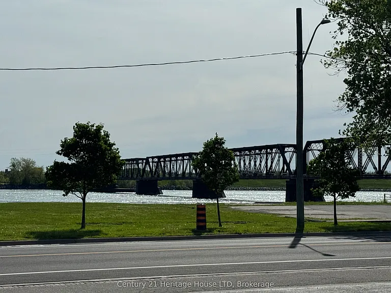 591 Niagara Blvd #9 — Photo 12