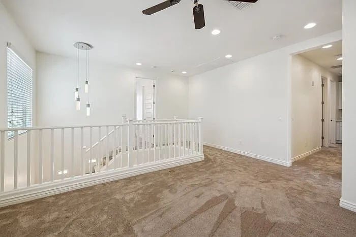 211 E Brinley Dr — Photo 20