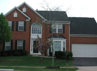 43493 Quentin St, Chantilly, VA 20152