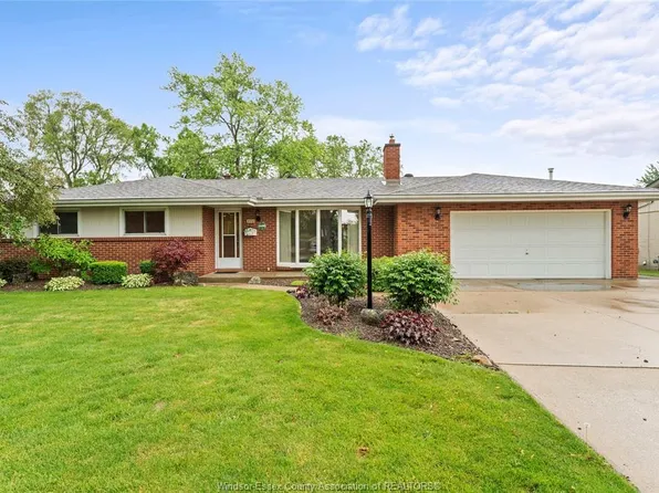 771 Bedford St, Windsor, ON N9G 1H3