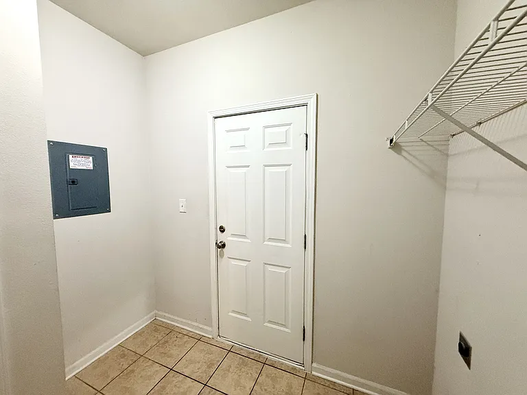 3821 Branford Ct — Photo 22
