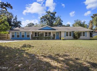 7002 Magnolia St, Beaufort, SC 29906