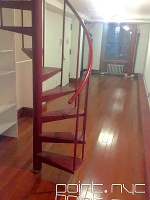 Rented by Point NYC | media 29