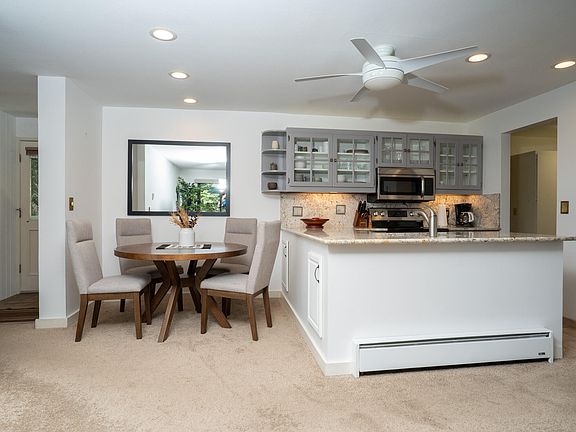 4th image of 2265 Bonne Vie Condo Dr