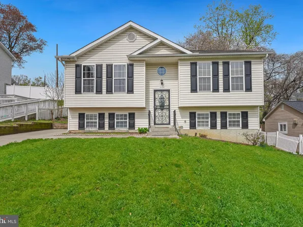 1009 Larchmont Ave, Capitol Heights, MD 20743
