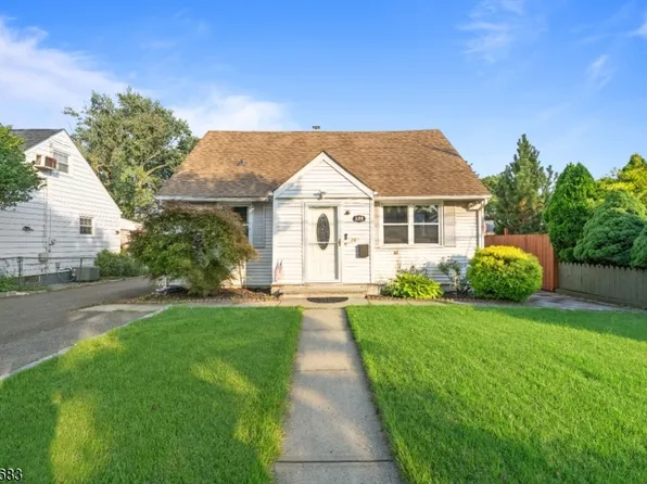 109 Maple Hill Rd, Clifton City, NJ 07013