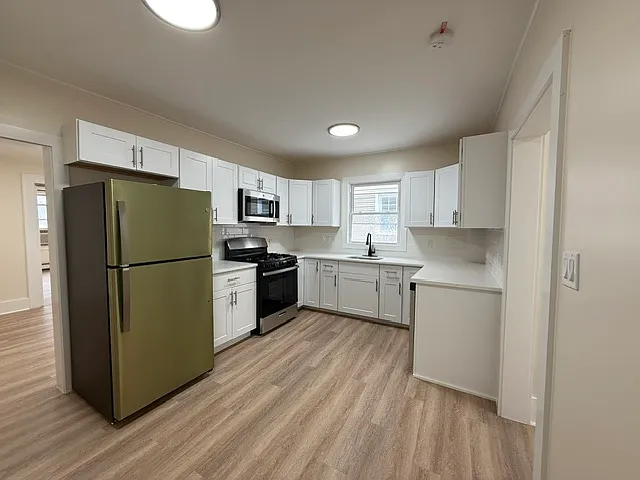 84 Magnolia St #1R — Photo 5