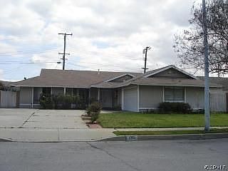 1st image of 1332 Suffolk Ave