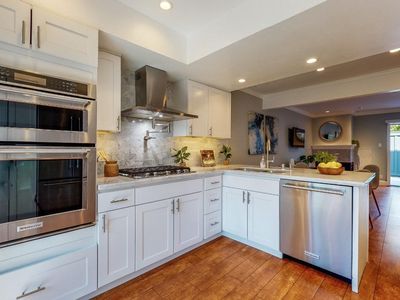 16 Ace Ct, Fairfax, CA, 94930
