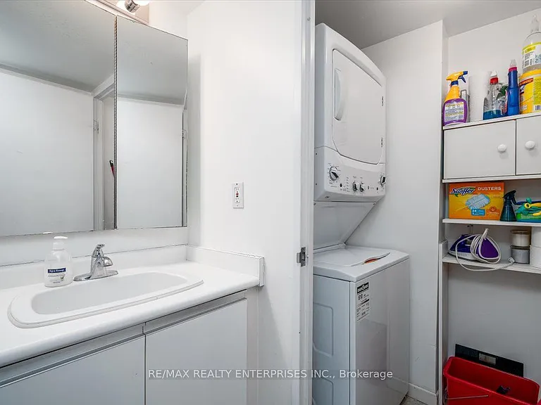 21 Overlea Blvd NE #506 — Photo 18