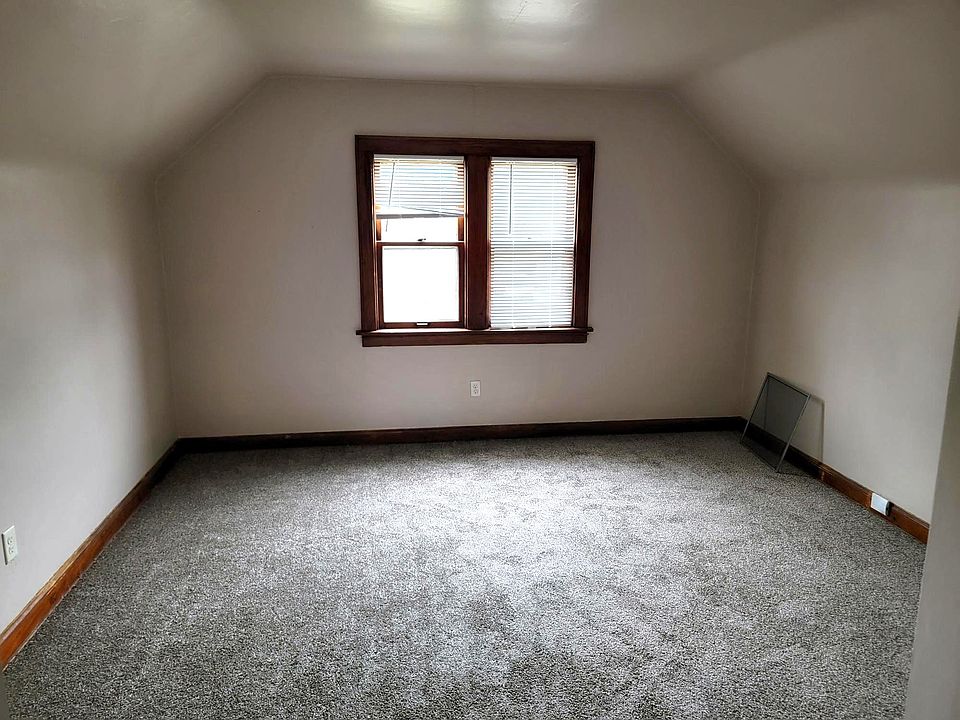 Living Rm