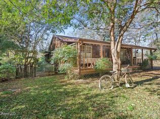 706 Jones Ave, Wiggins, MS 39577