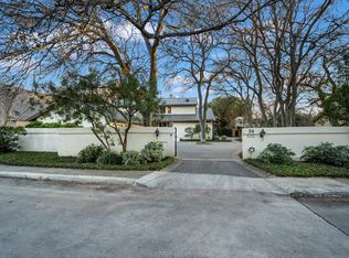 34 Granburg Cir, San Antonio, TX 78218