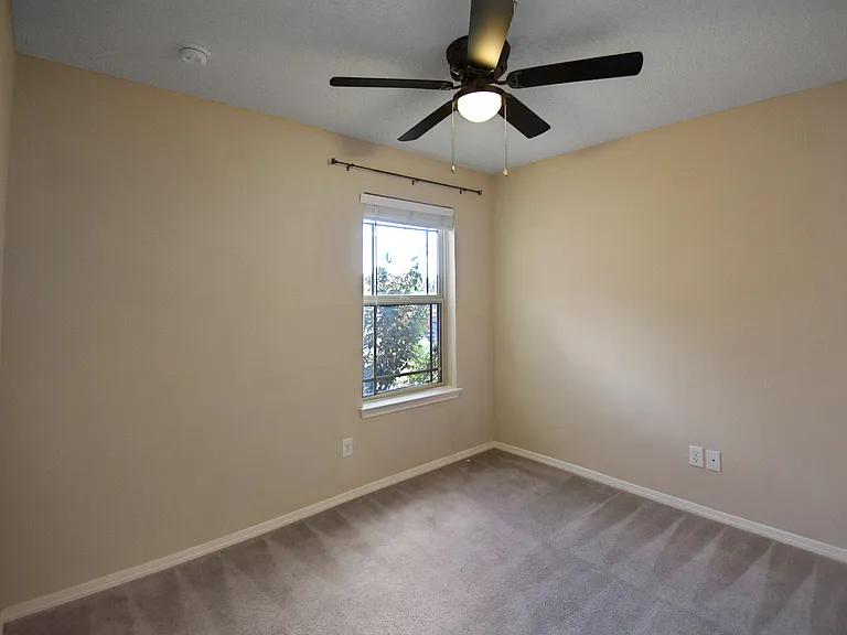 14229 Poets Rock Ln — Photo 19