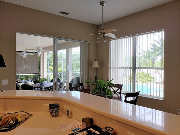 4th image of 1726 Grand Isle Blvd