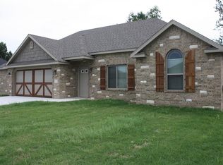 544 Riley Ln, Springdale, AR 72764