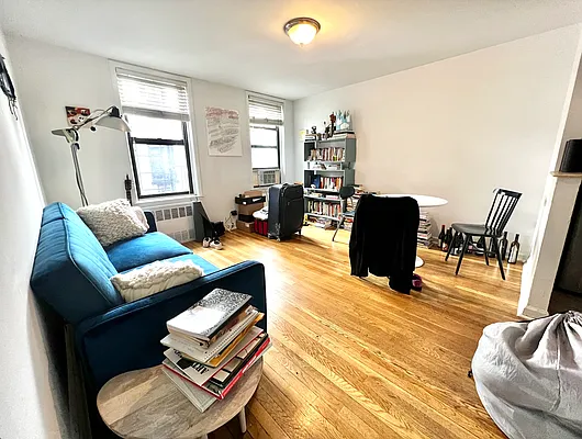 Rented by City Connections Realty | media 1