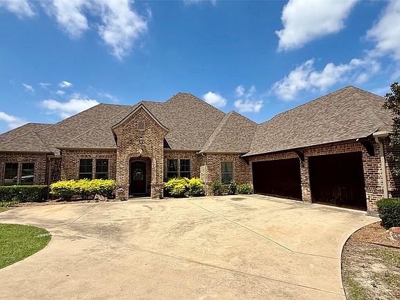 2nd image of 4 Raven Cir