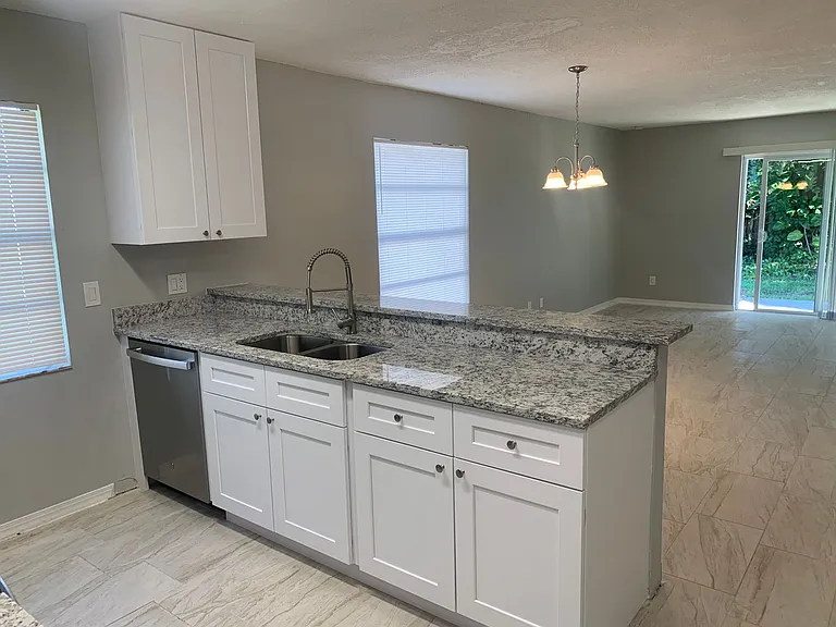 6913 Sunny Lane Ave — Photo 5