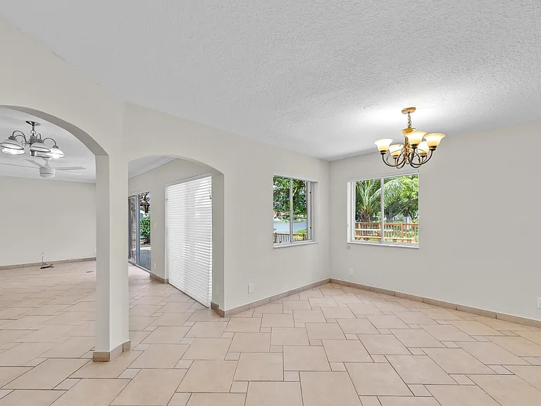 2641 Regalia Way — Photo 28