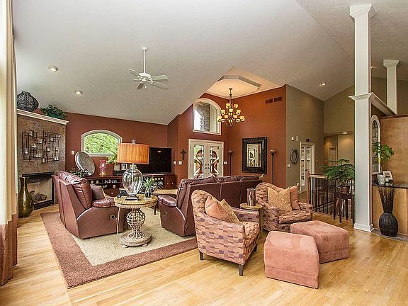 3rd image of 10828 Brinsworth Drive