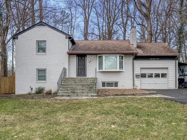 4204 Wakefield Dr, Annandale, VA 22003