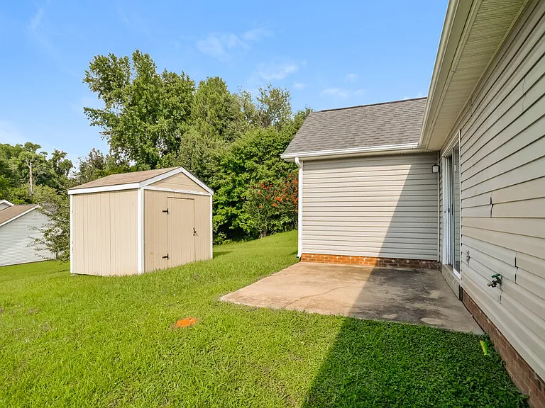 7218 Kavan Hunter Dr — Photo 16