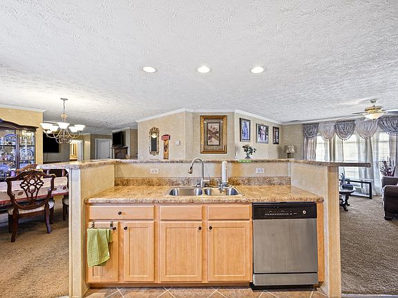5th image of 2153 Lazy Pines Rd