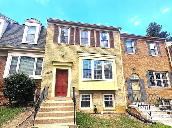 4718 Gainsborough Dr, Fairfax, VA 22032